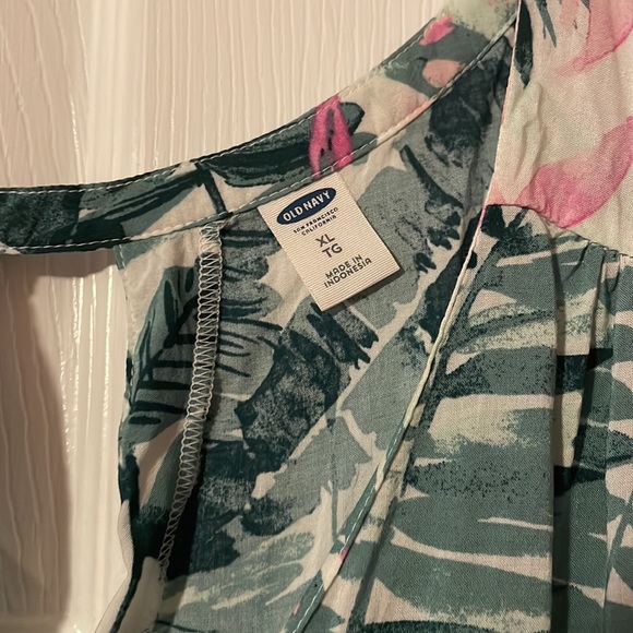 Tropical Tank Top - Picture 2 of 4